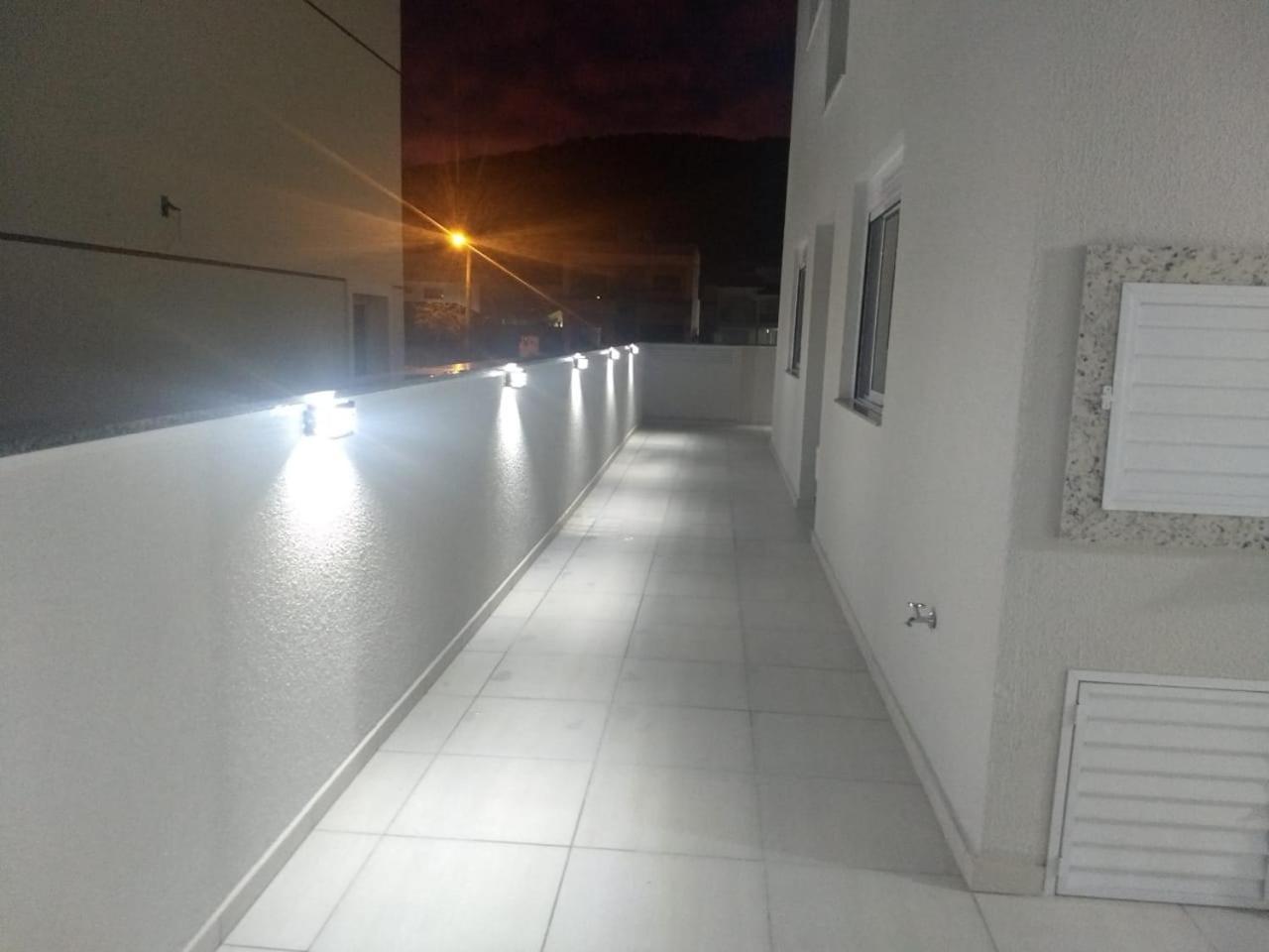 Apartamento Apto novo há 250 mts da praia Governador Celso Ramos Exterior foto